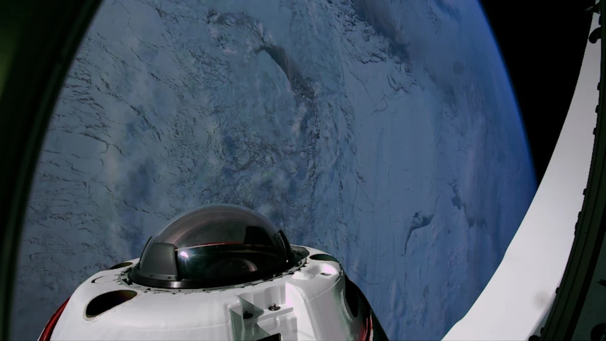 Fram2. Astronauci po raz pierwszy przelecieli nad biegunami Ziemi. Fram2. Astronauci po raz pierwszy przelecieli nad biegunami Ziemi.