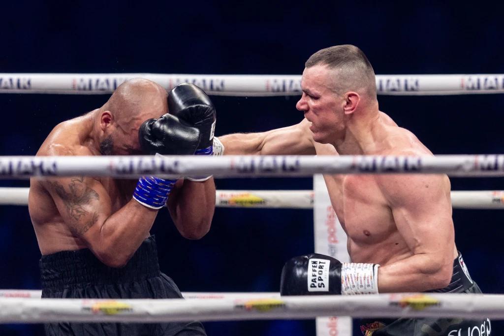 Mateusz Masternak (z prawej) Mateusz Masternak (z prawej)