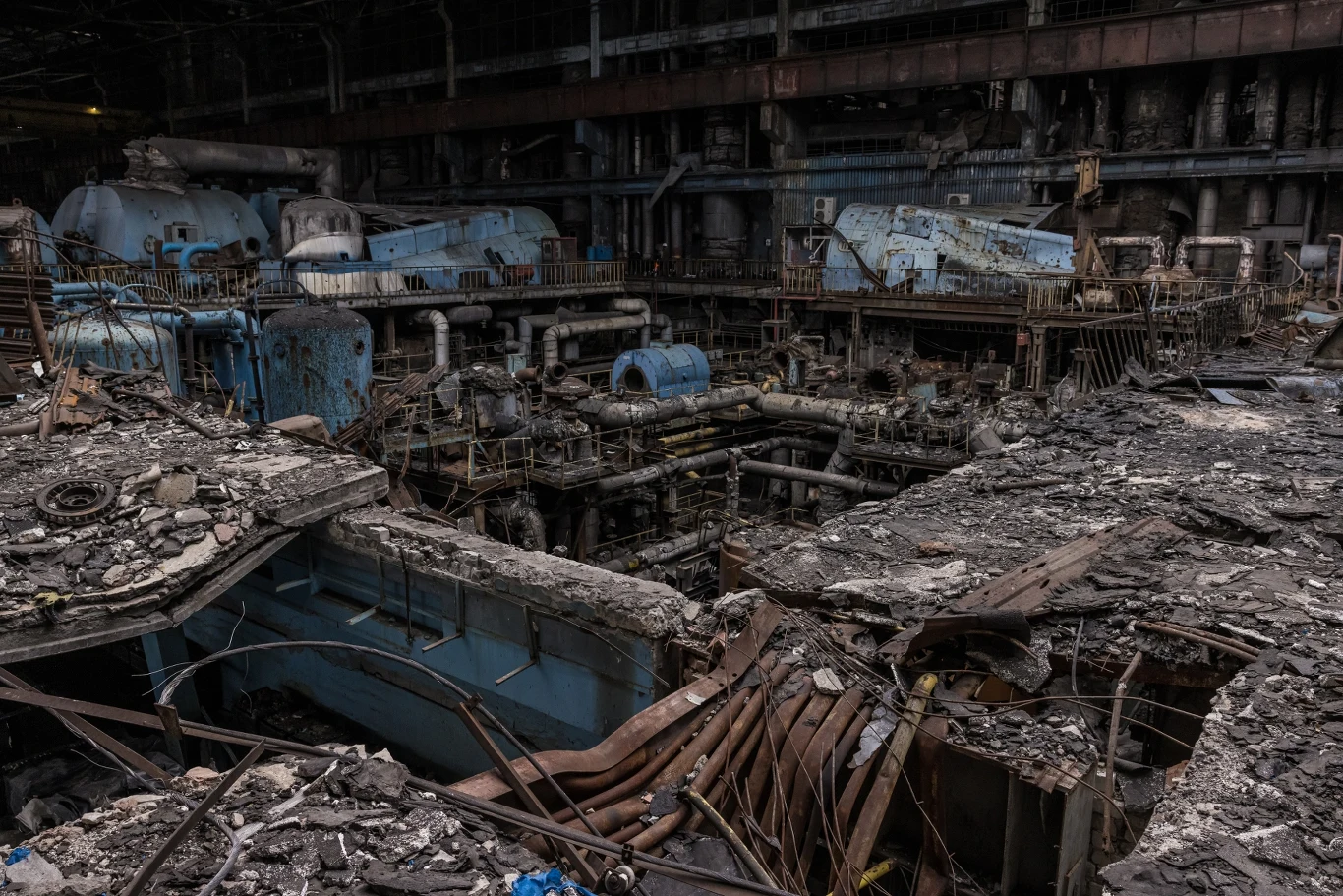 Zniszczenia w ukraińskiej elektrowni po rosyjskich atakach Ukraina: Elektrownia zniszczona po atakach Rosji