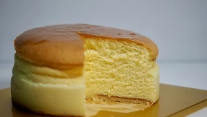 Proste ciasto biszkoptowe z 3 składników. Wychodzi puszyste jak obłoczek