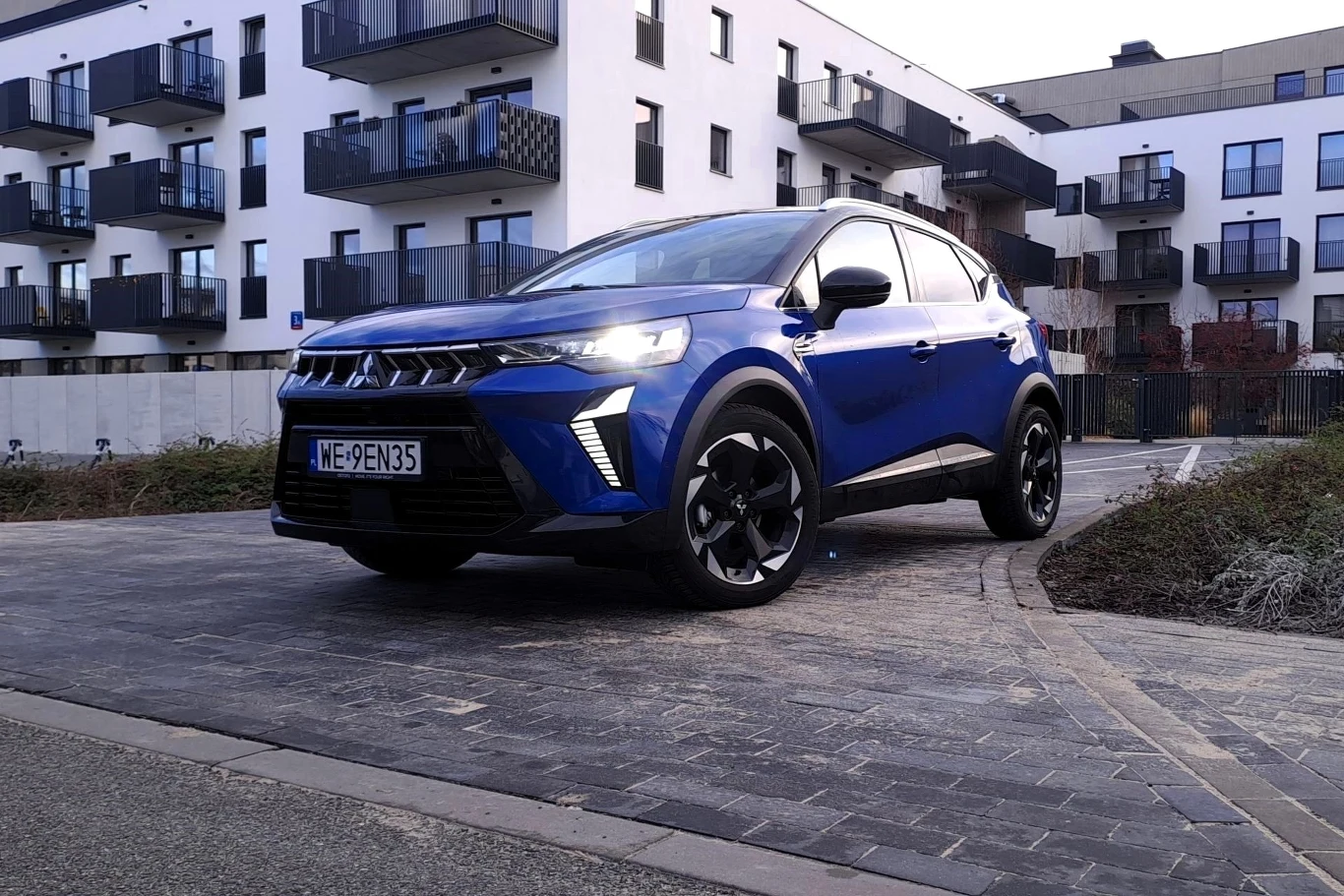 Mitsubishi ASX po liftingu wyróżnia się przodem z charakterystycznym dla marki motywem Dynamic Shield Mitsubishi ASX po liftingu wyróżnia się przodem z charakterystycznym dla marki motywem Dynamic Shield