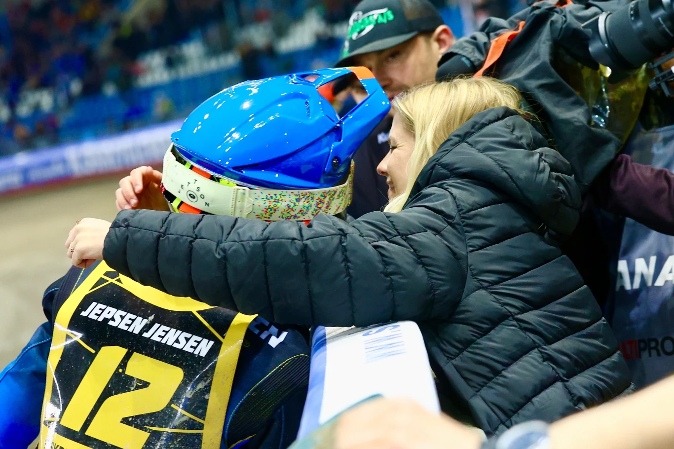 Michael Jepsen Jensen z ukochaną po zwycięstwie w finale Michael Jepsen Jensen z ukochaną po zwycięstwie w finale