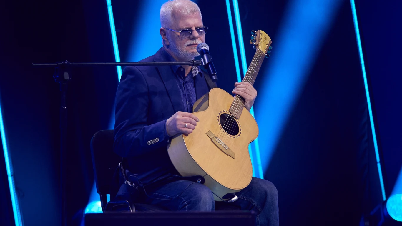 Remigiusz Szuman zachwycił jurorów "Must Be The Music" article cover