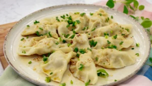 (Prawie) polskie pierogi z azjatyckim twistem. Fantazja czy klasyka?