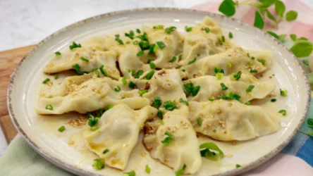 (Prawie) polskie pierogi z azjatyckim twistem. Fantazja czy klasyka?