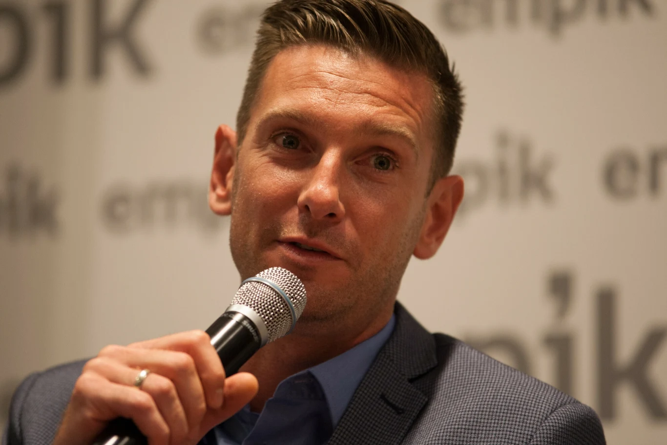 Łukasz Kadziewicz Łukasz Kadziewicz