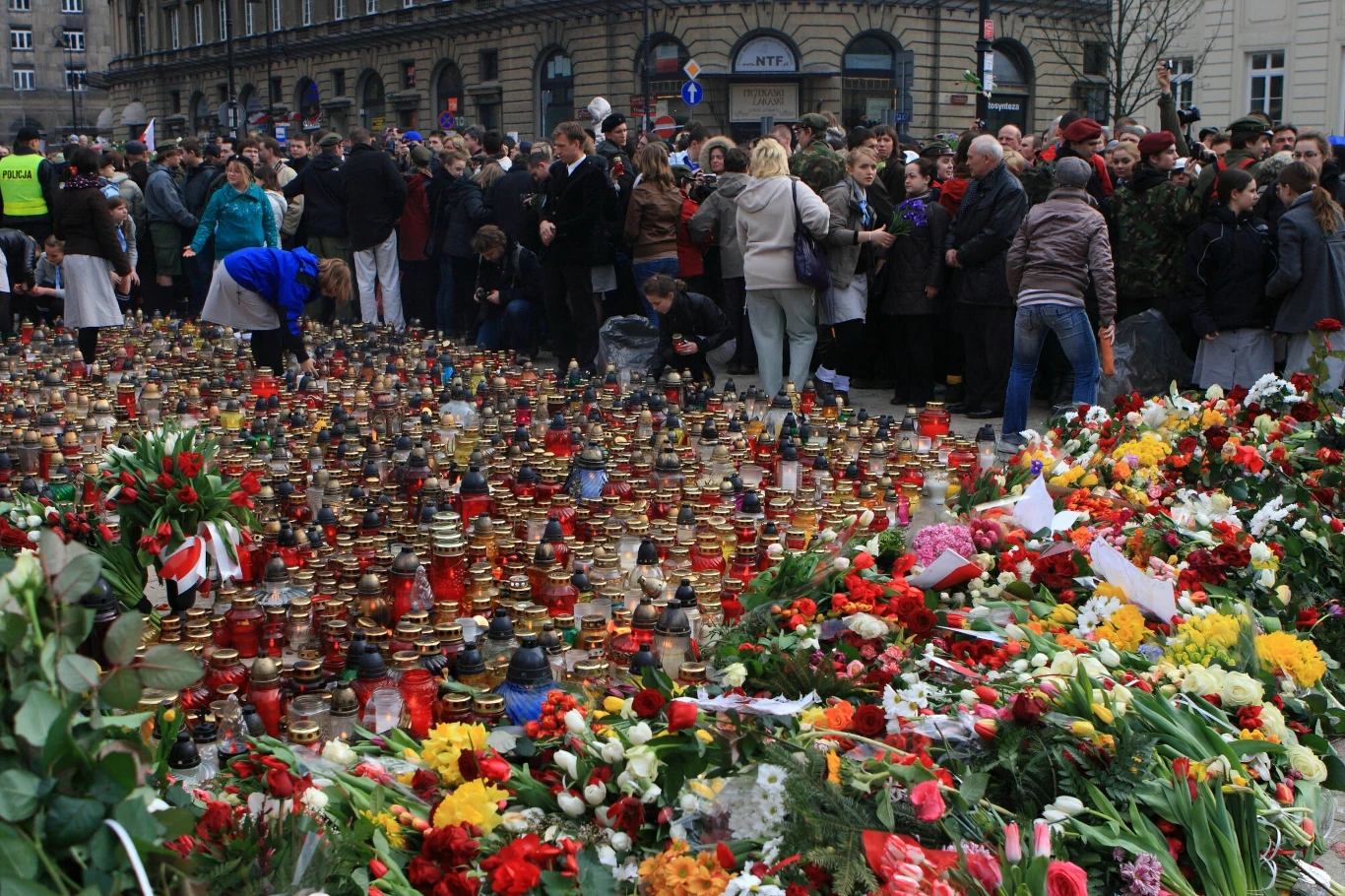 10 kwietnia 2010. Warszawa w żałobie po katastrofie smoleńskiej