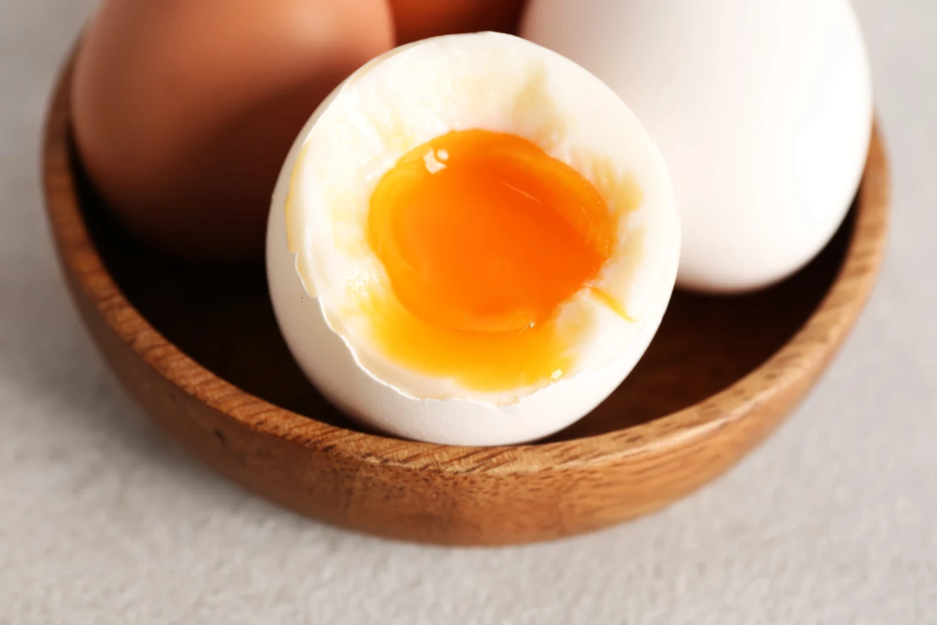 Czy jedzenie jajek podnosi poziom cholesterolu? | Fot.123RF/Picsel/ Czy jedzenie jajek podnosi poziom cholesterolu? | Fot.123RF/Picsel/