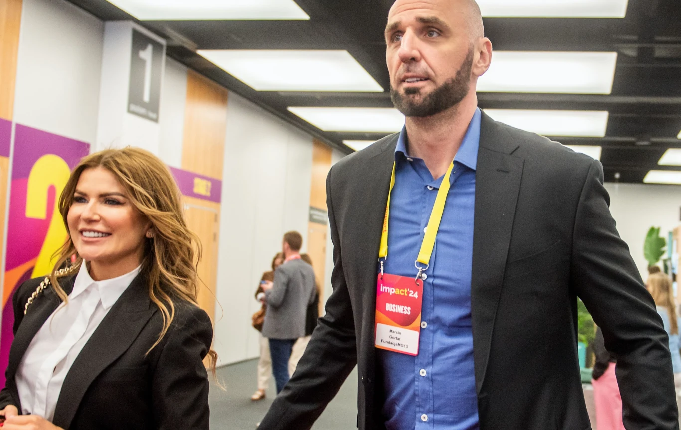 Marcin Gortat z żoną Marcin Gortat z żoną