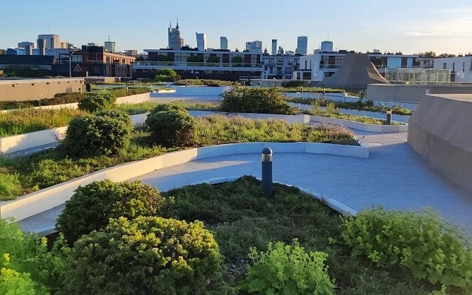 Ogród na dachu Centrum Nauki Kopernik w Warszawie