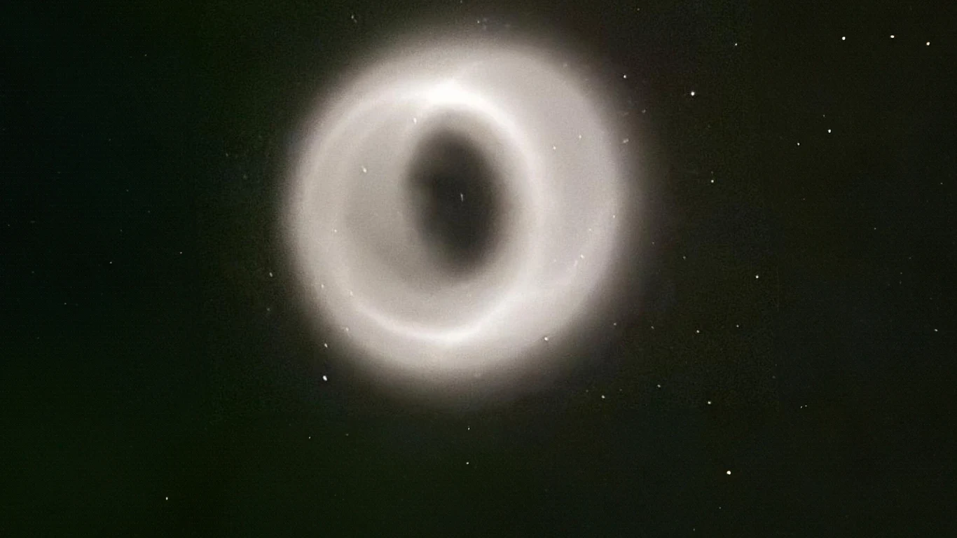 Wielki świetlisty okrąg pojawił się na niebie ponad Alaską article cover