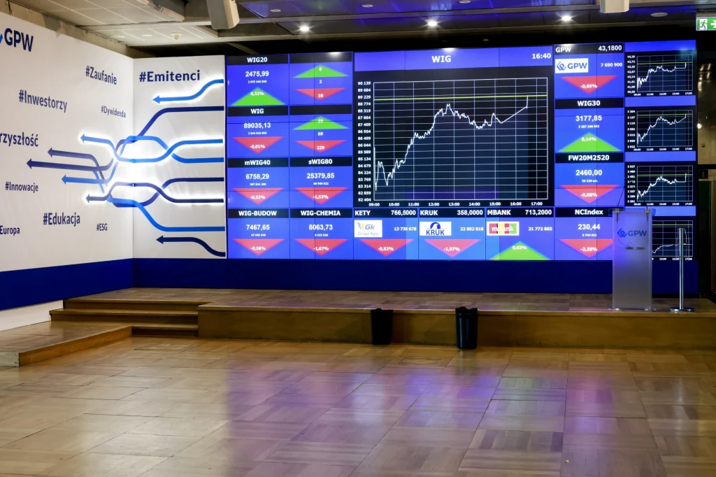 GPW: Poniedziałkowe zawieszenie notowań wynikało z rekordowej liczby zleceń maklerskich od początku sesji