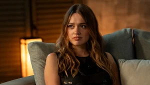 Aimee Lou Wood w serialu "Biały Lotos"