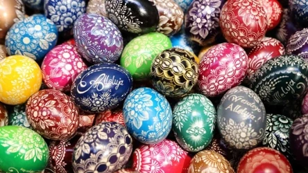 Jaki napis pojawiłby się na jajku wielkanocnym, który chciałbyś/chciałabyś dać w prezencie?