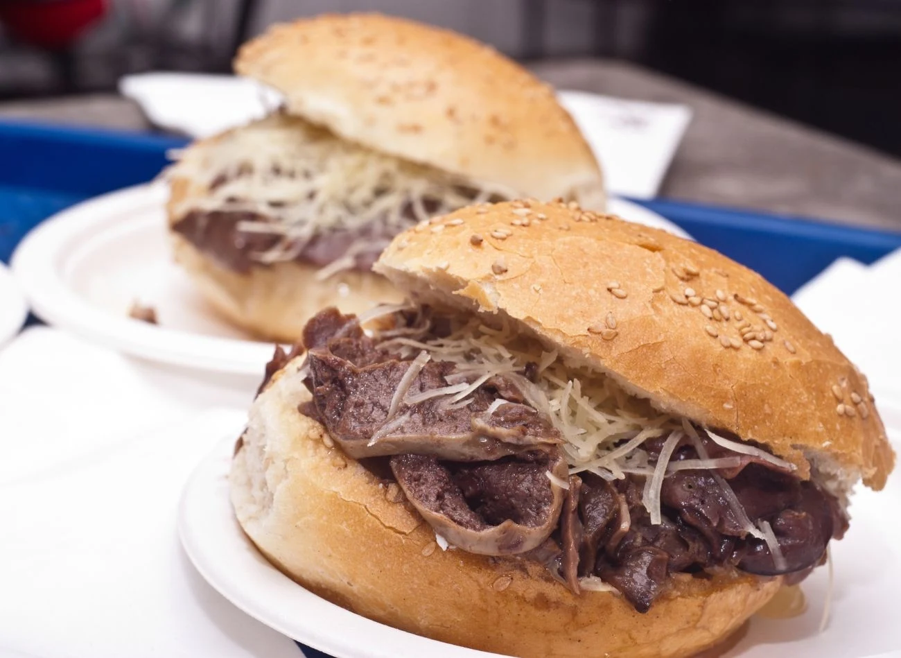 To mięso nie tylko karmi, zaspokajając głód, lecz także w naturalny, skoncentrowany sposób dostarcza składników odżywczych. To mięso nie tylko karmi, zaspokajając głód, lecz także w naturalny, skoncentrowany sposób dostarcza składników odżywczych.