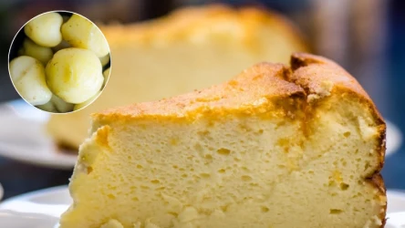 Kto by pomyślał, że dzięki ziemniakom gotowanym sernik będzie smakował jeszcze lepiej. A jednak!