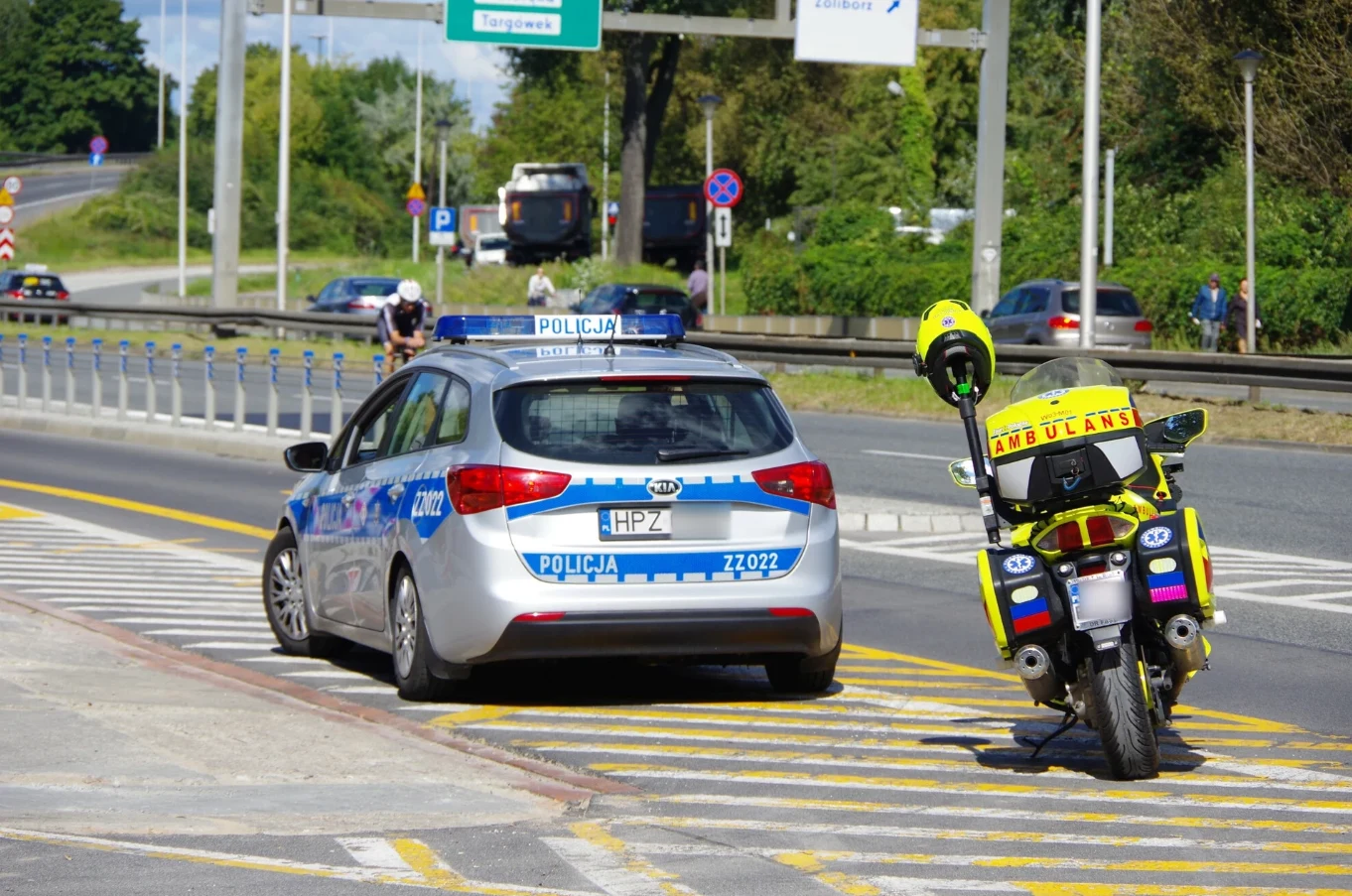 Motocyklowe karetki zostaną zalegalizowane po 23 latach. Motocyklowe karetki zostaną zalegalizowane po 23 latach.