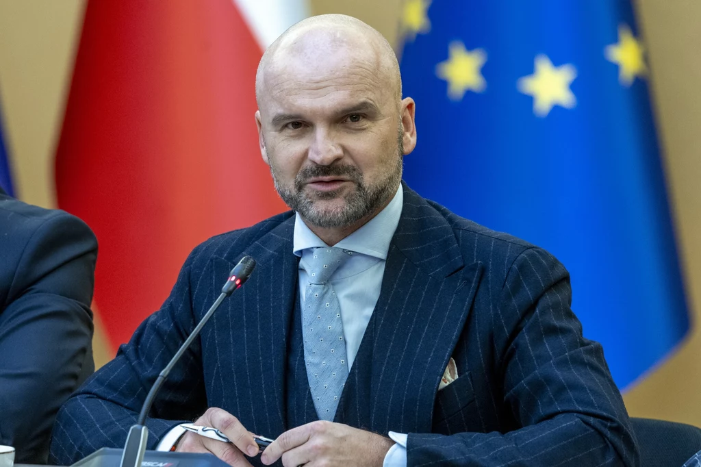 Brzoska wyważa otwarte drzwi? Proponuje zmiany, które już są