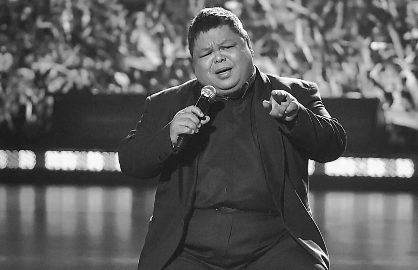 Conrado Yanez w "Must Be The Music" w 2015 r. article cover