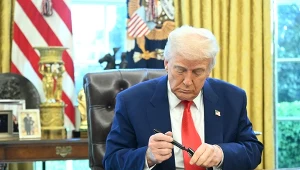 Donald Trump podpisał rozporządzenie znoszące restrykcje dotyczące ciśnienia wody w prysznicach