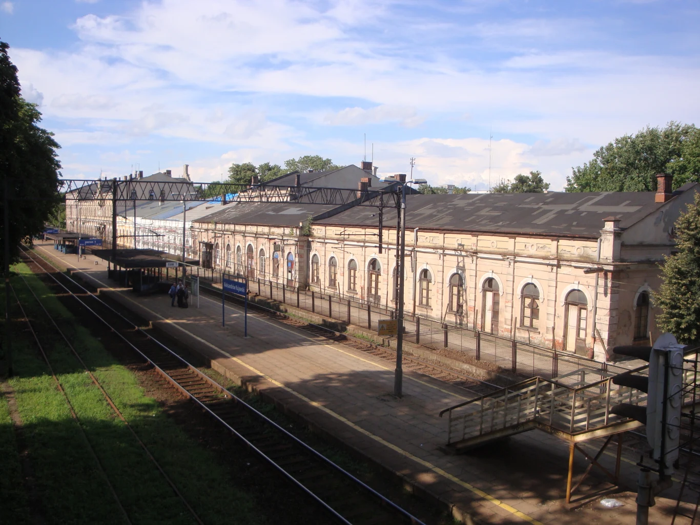 Dworzec kolejowy w Aleksandrowie Kujawskim zostanie sprzedany i zrewitalizowany article cover