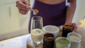 Adaptogeny to naturalne substancje, które pomagają organizmowi przystosować się do stresu fizycznego, emocjonalnego i środowiskowego