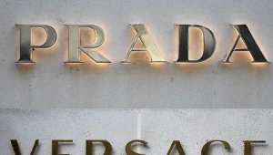Prada kupiła Versace. Przejęcie na rynku warte miliardy