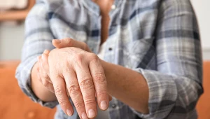 Choroby Parkinsona boimy się wraz z nadejściem dojrzałego wieku. Jak wygląda jej leczenie? 