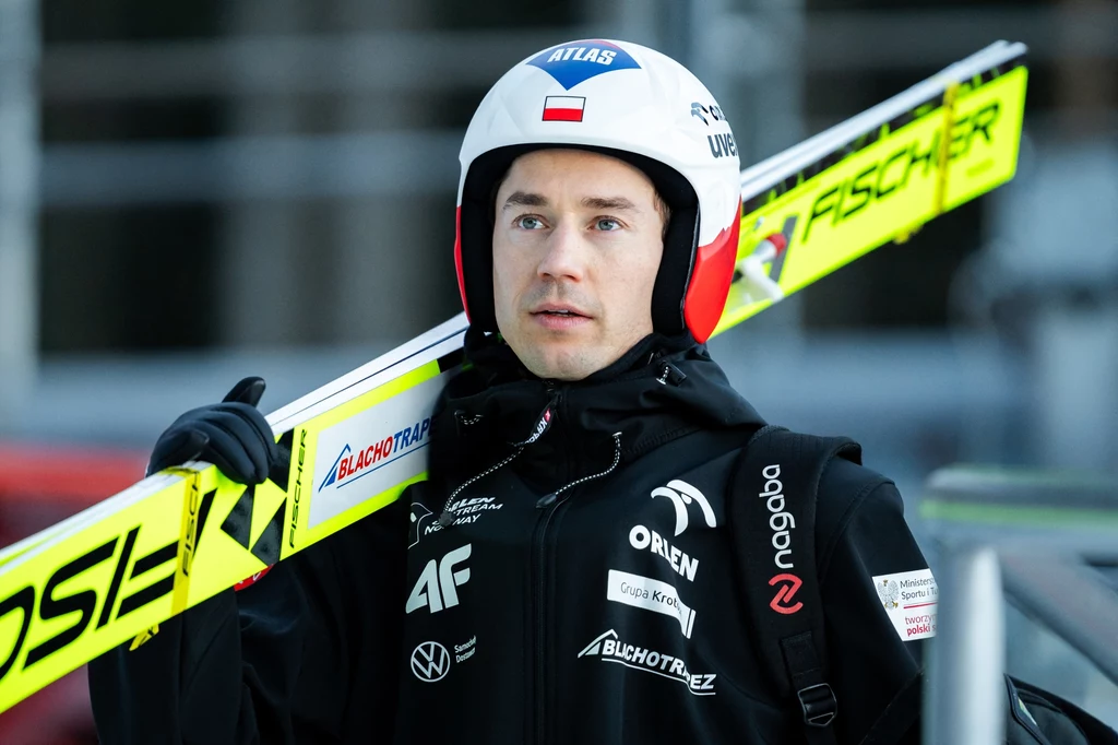 Kamil Stoch ma na koncie trzy złote medale olimpijskie. Czy w przyszłym roku powalczy o kolejny? Kamil Stoch ma na koncie trzy złote medale olimpijskie. Czy w przyszłym roku powalczy o kolejny?