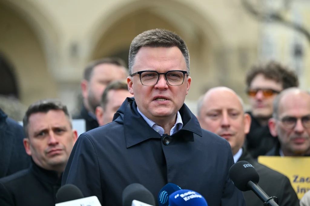 Szymon Hołownia otrzymał odpowiedź od TVP ws. organizacji debaty w Końskich Szymon Hołownia otrzymał odpowiedź od TVP ws. organizacji debaty w Końskich