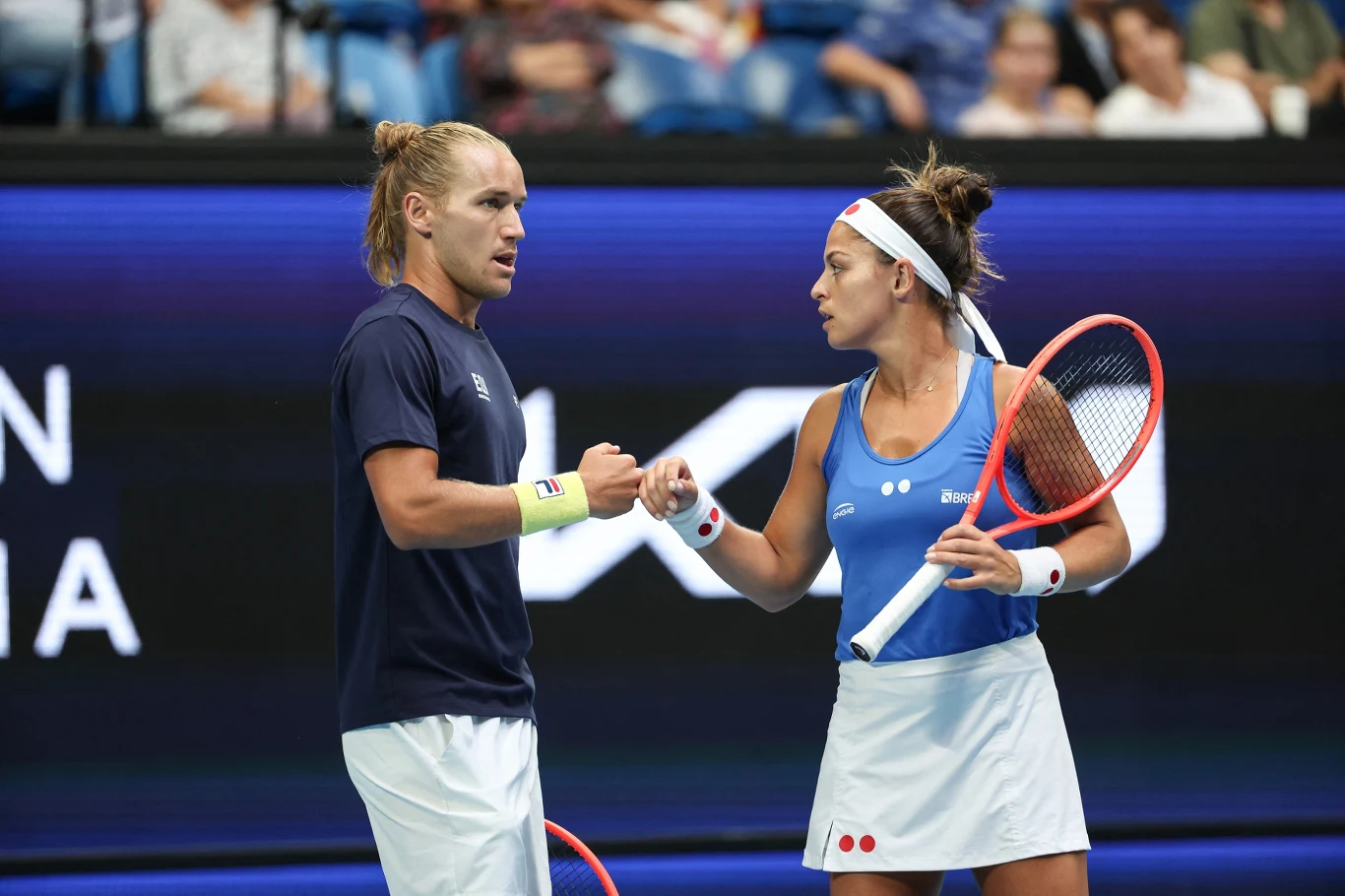 Carolina Alves (z prawej) i Rafael Matos w meczu mikstów Brazylia - Niemcy. United Cup 2025