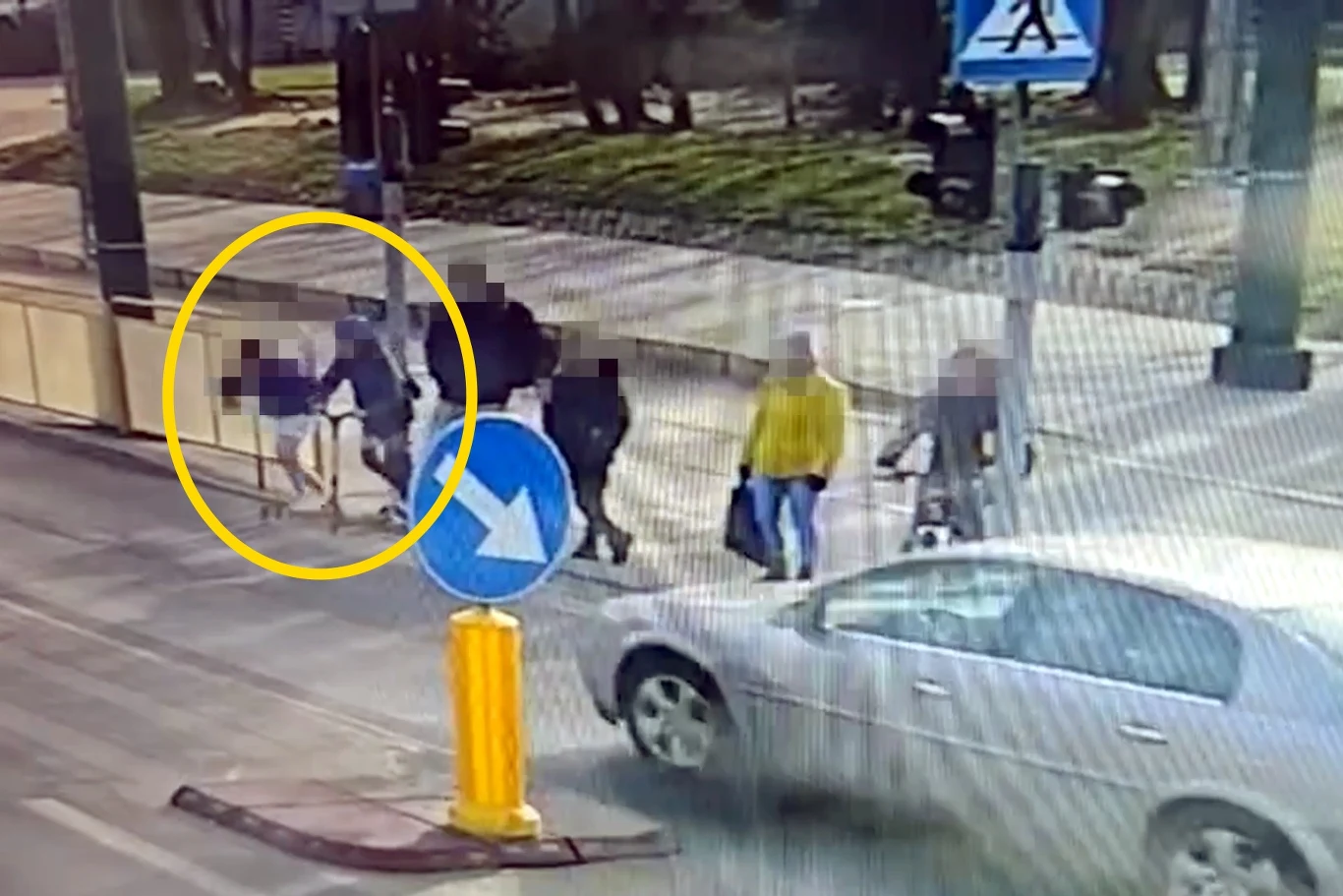 Niebezpieczne zdarzenie na przejściu dla pieszych article cover