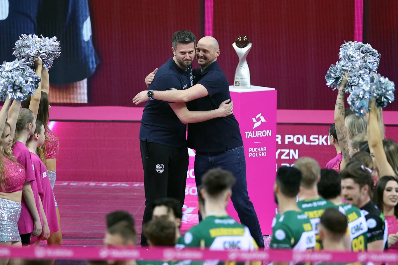 Michał Winiarski i trener PGE Projektu Warszawa Piotr Graban