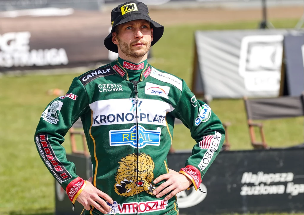 Kacper Woryna zamyślony. Już w Motorze? A może podejmie rozmowy ze Stalą? Kacper Woryna zamyślony. Już w Motorze? A może podejmie rozmowy ze Stalą?