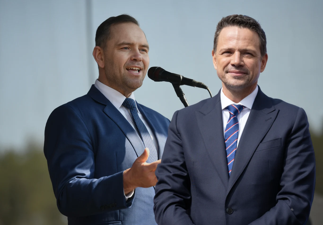 Karol Nawrocki ma mieć dobre wyniki w wewnętrznych sondażach zamawianych przez PiS. W oficjalnych sondażach prowadzi Rafał Trzaskowski Karol Nawrocki ma mieć dobre wyniki w wewnętrznych sondażach zamawianych przez PiS. W oficjalnych sondażach prowadzi Rafał Trzaskowski