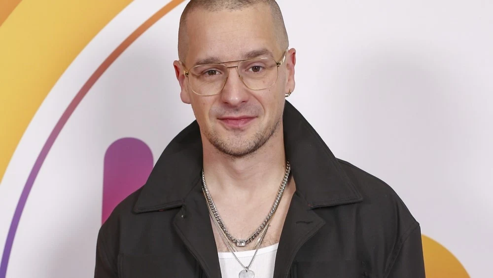 Krzysztof Zalewski article cover