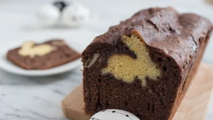 Zrób na święta babkę z zajączkiem lub barankiem. Wygląda, jak z cukierni, a jest banalnie prosta