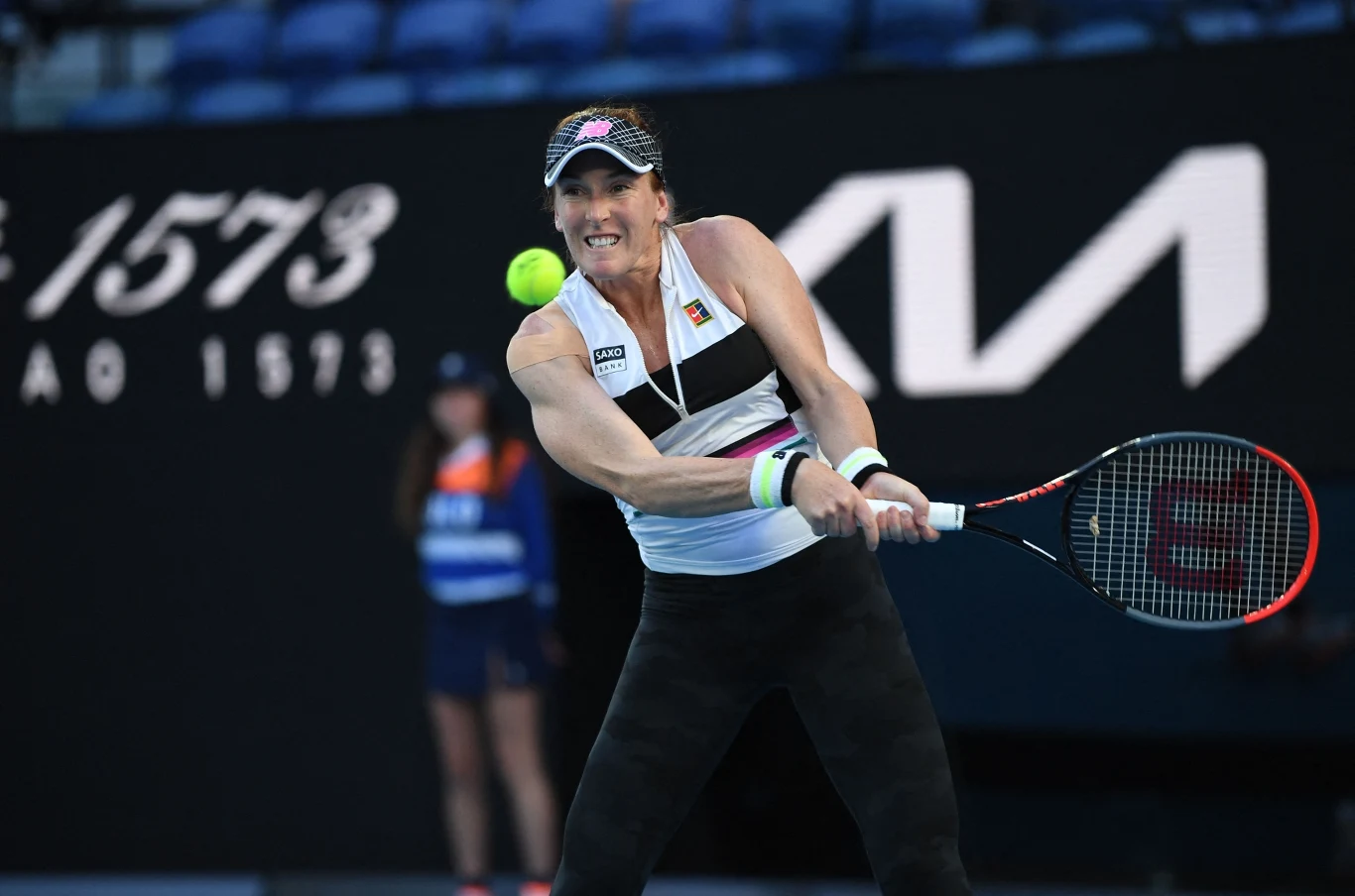 Madison Brengle w meczu z Naomi Osaką, Australian Open 2022 Madison Brengle w meczu z Naomi Osaką, Australian Open 2022