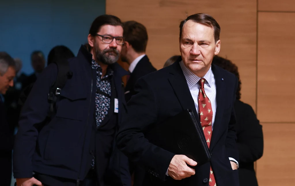 Szef MSZ Radosław Sikorski Szef MSZ Radosław Sikorski
