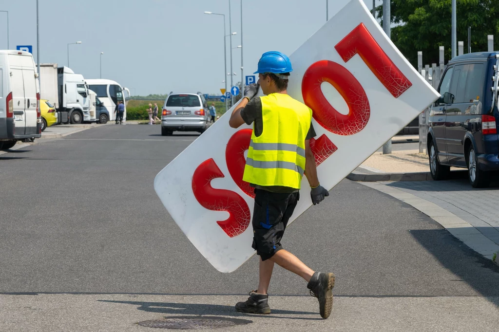 NIK przeprowadził kontrolę doraźną dotyczącą fuzji Lotosu z Orlenem. Zdaniem NIK, sprzedaż aktywów Lotosu była poniżej wartości rynkowej o prawie 5 mld zł