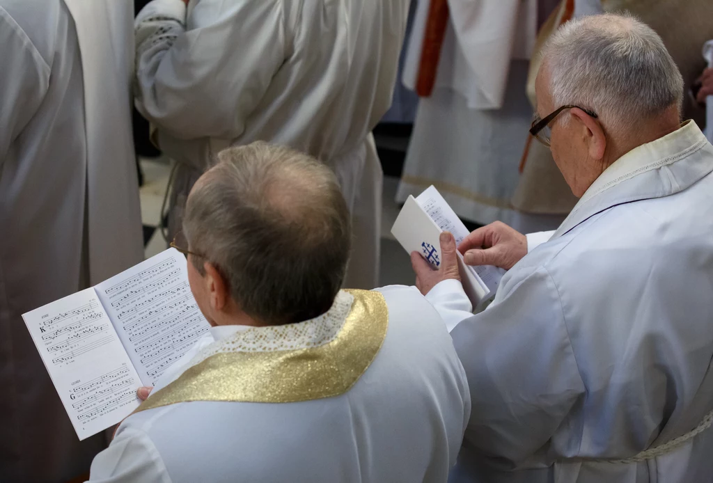 Wielki Czwartek obchodzony jest na kilka dni przed Wielkanocą Wielki Czwartek obchodzony jest na kilka dni przed Wielkanocą