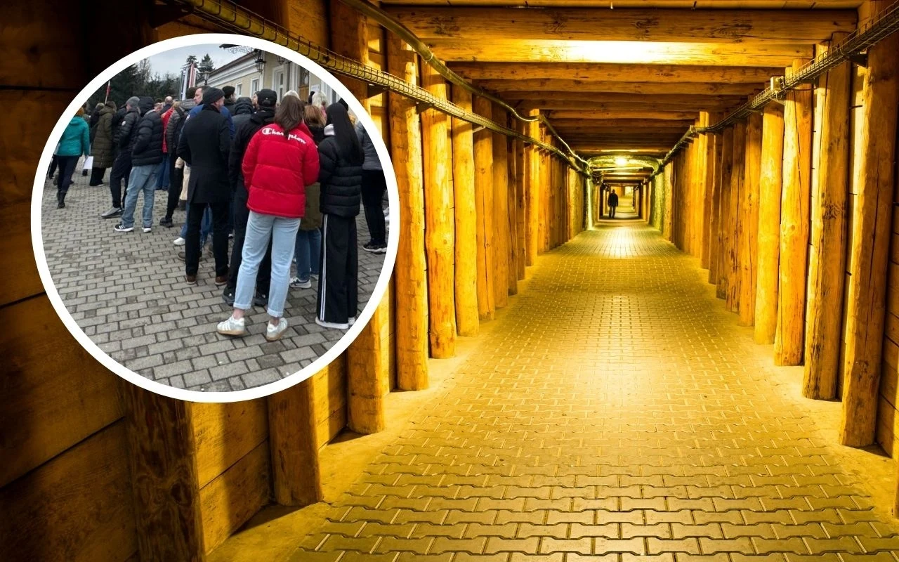 Turyści ustawiają się do atrakcji wręcz kolejkami Kolejka turystów do Kopalni Soli "Wieliczka"