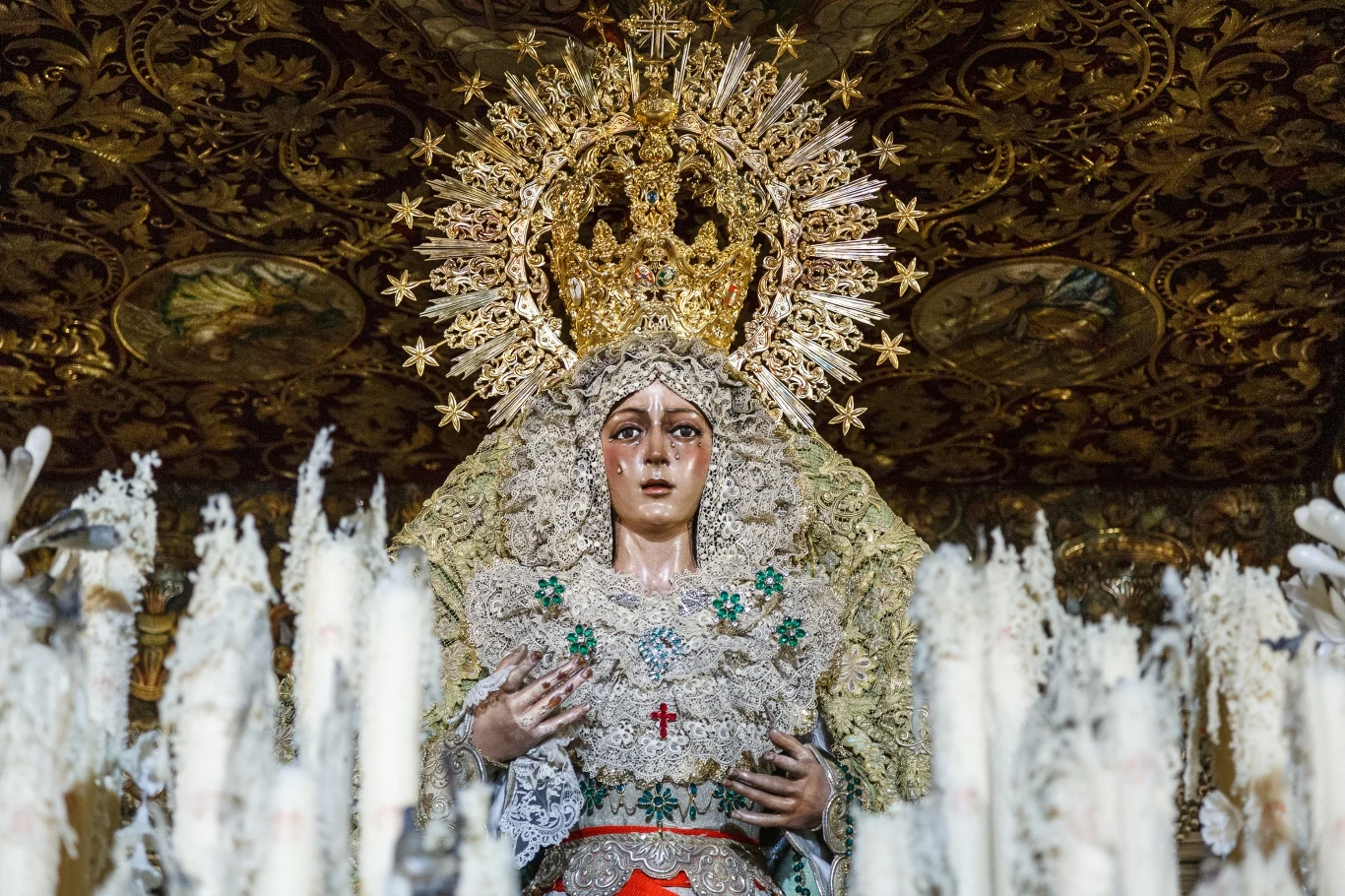 Madonna la Esperanza Macarena
