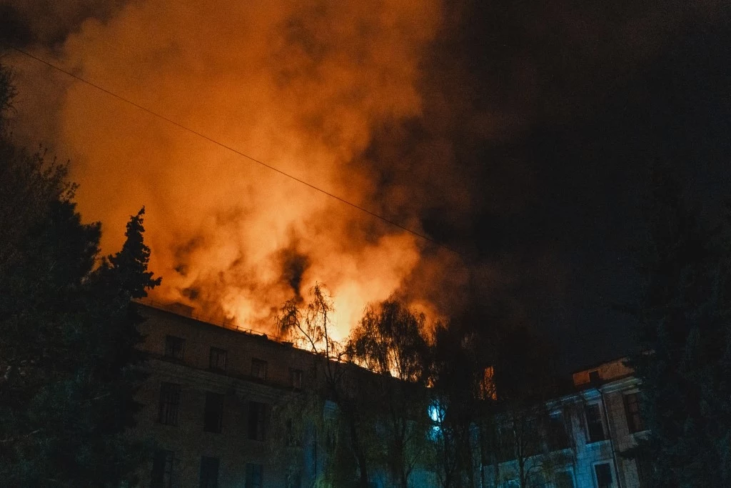 Rosyjski atak w Dnieprze. Są ofiary śmiertelne oraz ranni Rosyjski atak w Dnieprze. Są ofiary śmiertelne oraz ranni