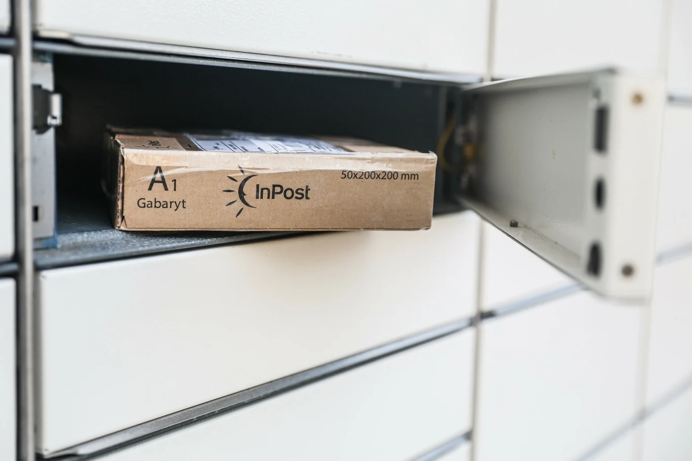 Cena akcji InPost wzrosła InPost przejmuje brytyjską firmę Yodel