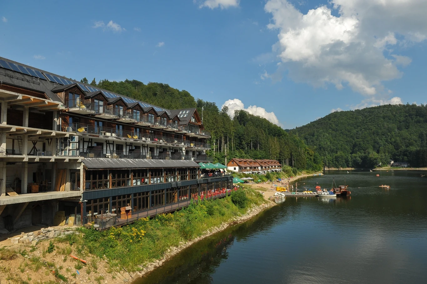 Zagórze Śląskie nazywane jest "polskimi Włochami". To dobry cel na tegoroczną majówkę. Co oferuje?
