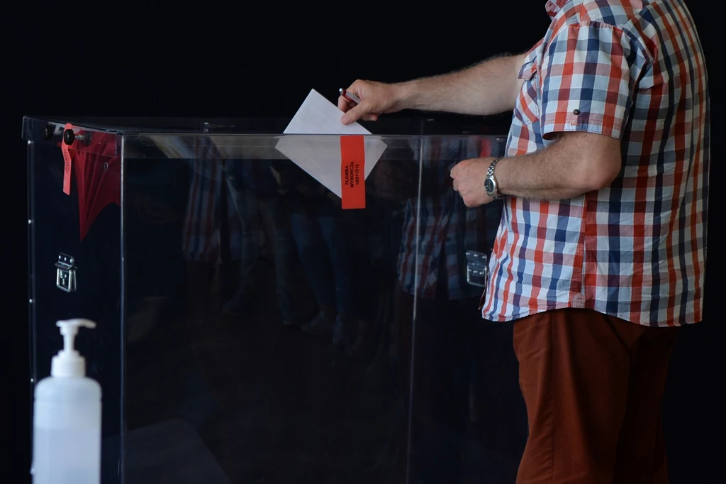 Wybory prezydenckie 2025. Jak prawidłowo oddać głos? Wybory prezydenckie 2025. Jak prawidłowo oddać głos?