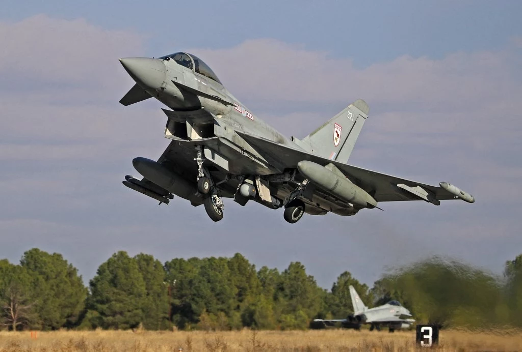 Brytyjskie Eurofightery poderwane z bazy w Malborku