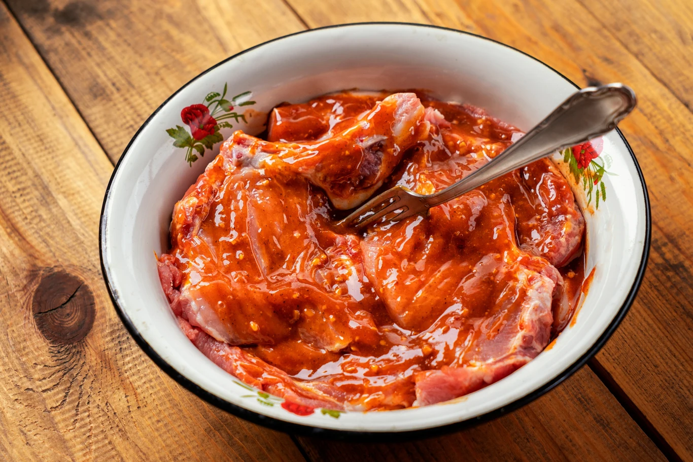 Wyjątkowy przepis na marynatę do grillowanej karkówki. Wyjątkowy przepis na marynatę do grillowanej karkówki.