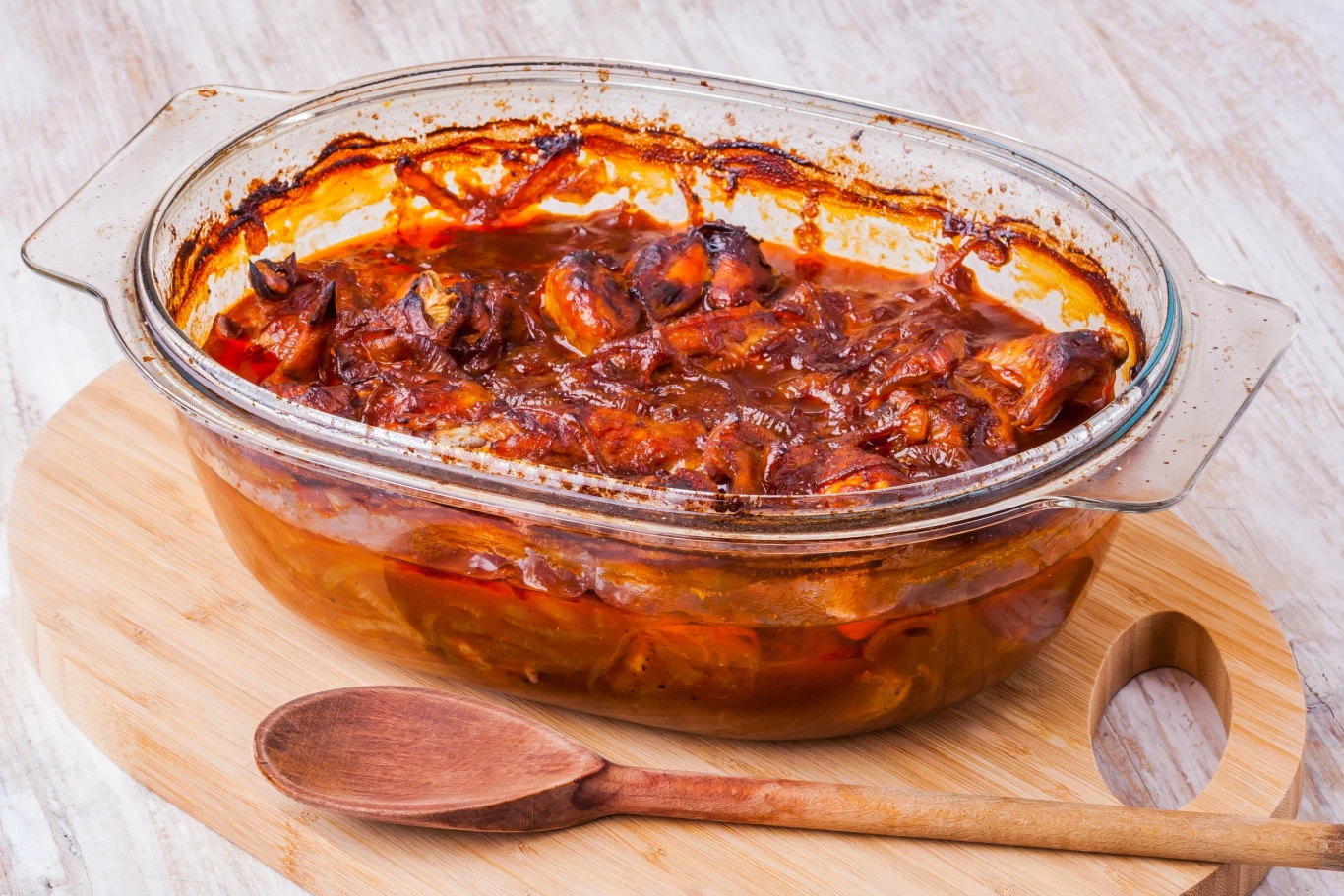 Proste danie z kurczakiem z naczynia żaroodpornego Proste danie z kurczakiem z naczynia żaroodpornego